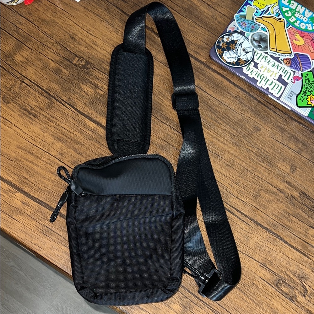 Amazon Black Crossbody Sling Bag w/ Padded Shoulder Strap- OS